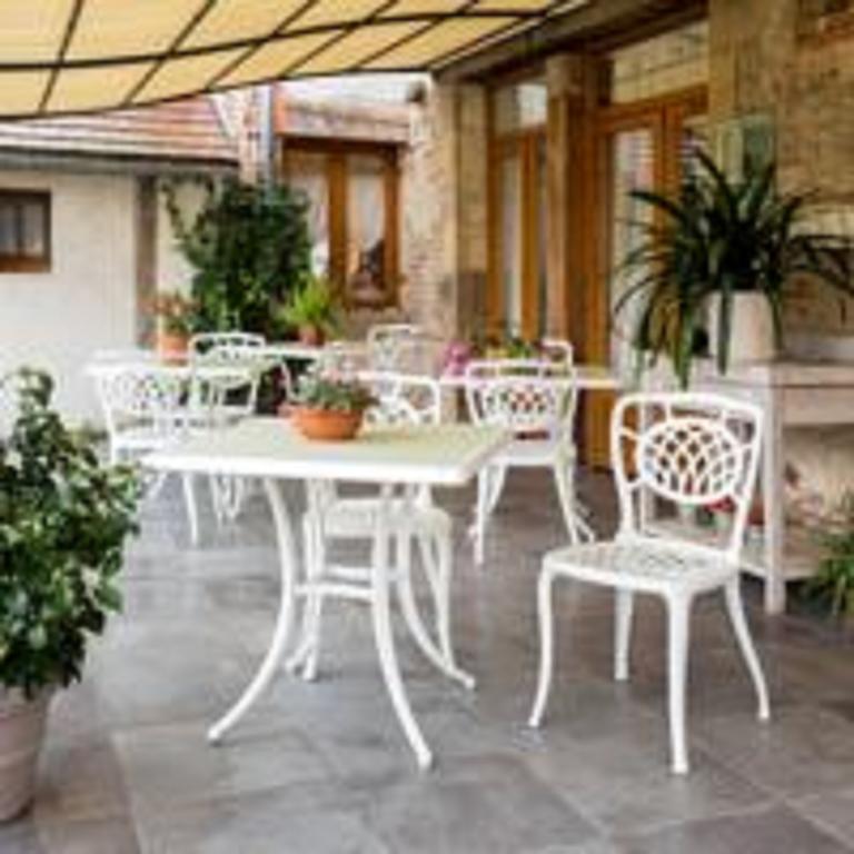 Masoe Des Chatards Bed & Breakfast Neuilly-le-Real Exterior photo